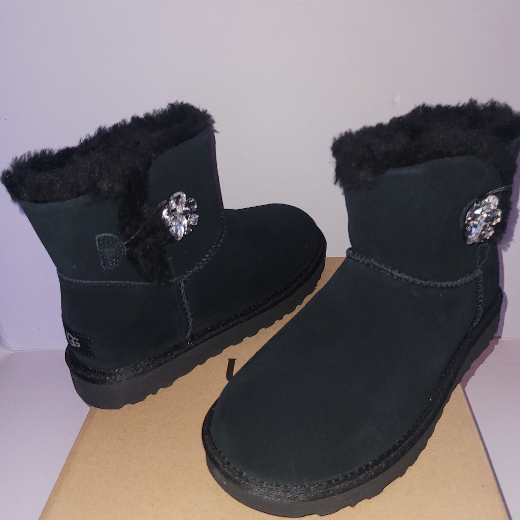 Ugg Mini Bailey Button Gem